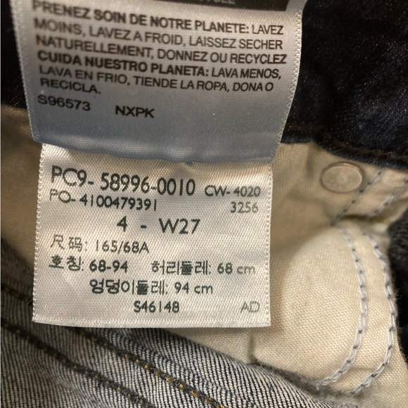 Signature By Levi Strauss Gold | Women’s Mid Rise Boyfriend Cropped Jeans - Picture 11 of 11